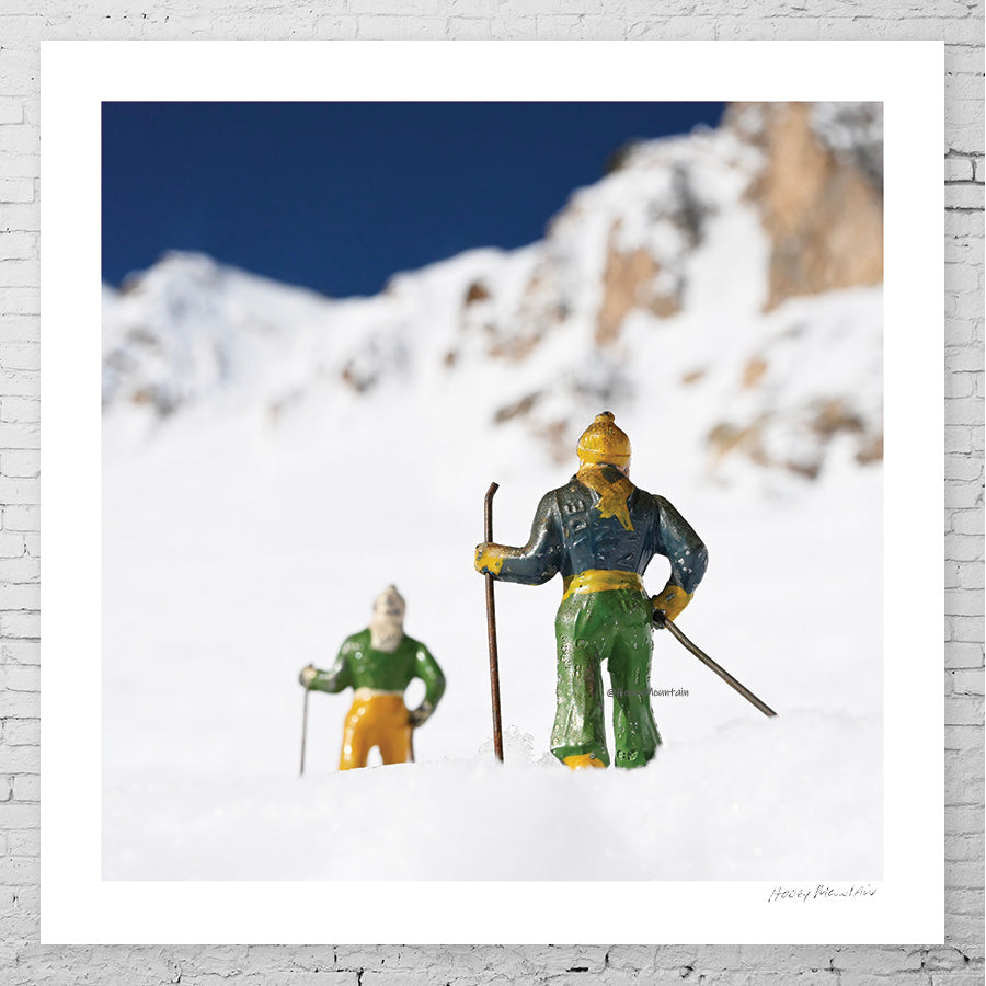 Sights on Summit (V)